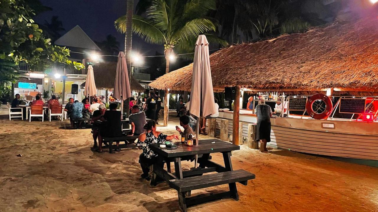 Aquarius On The Beach Nadi Exterior photo