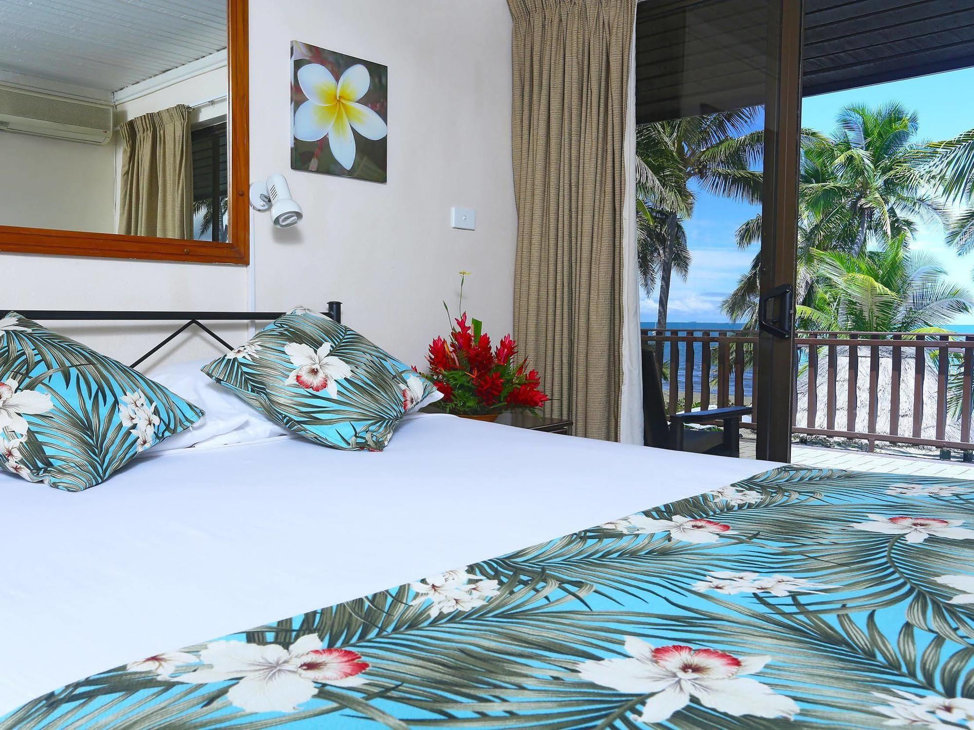 Aquarius On The Beach Nadi Exterior photo